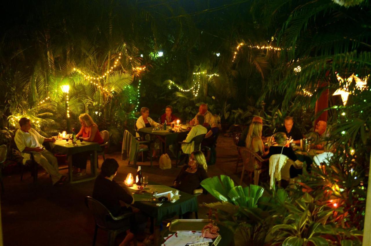 Palm Grove Cottages - Leisure Resort Benaulim Buitenkant foto